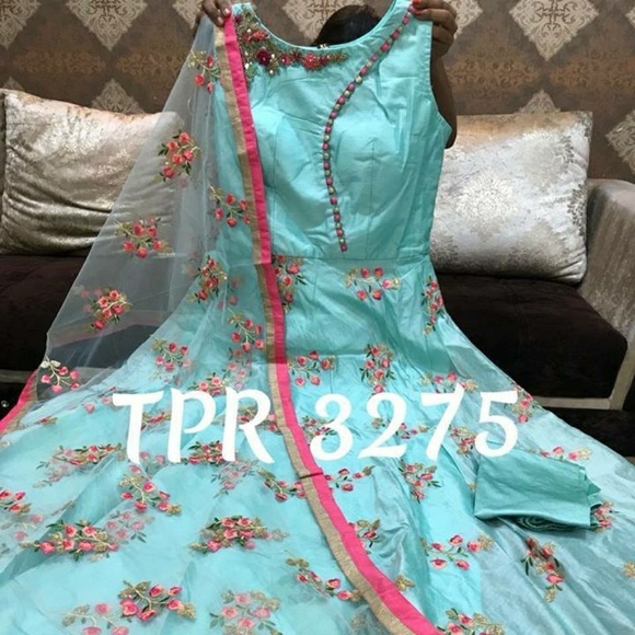 navy dress with pink flowers